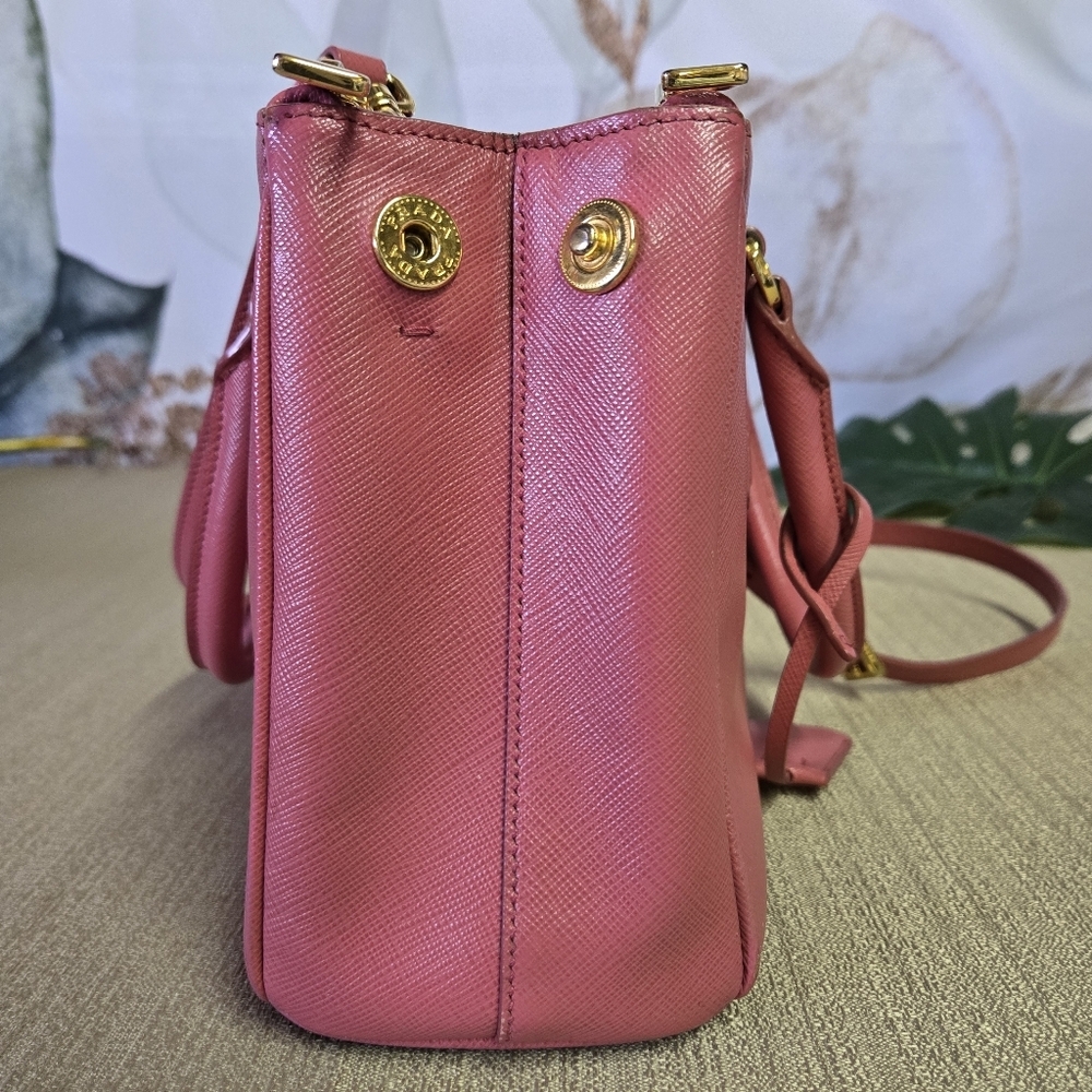 PRADA | Authentic Saffiano Lux Leather Galleria Double Zip in Pink sz S (10") - Picture 5 of 16